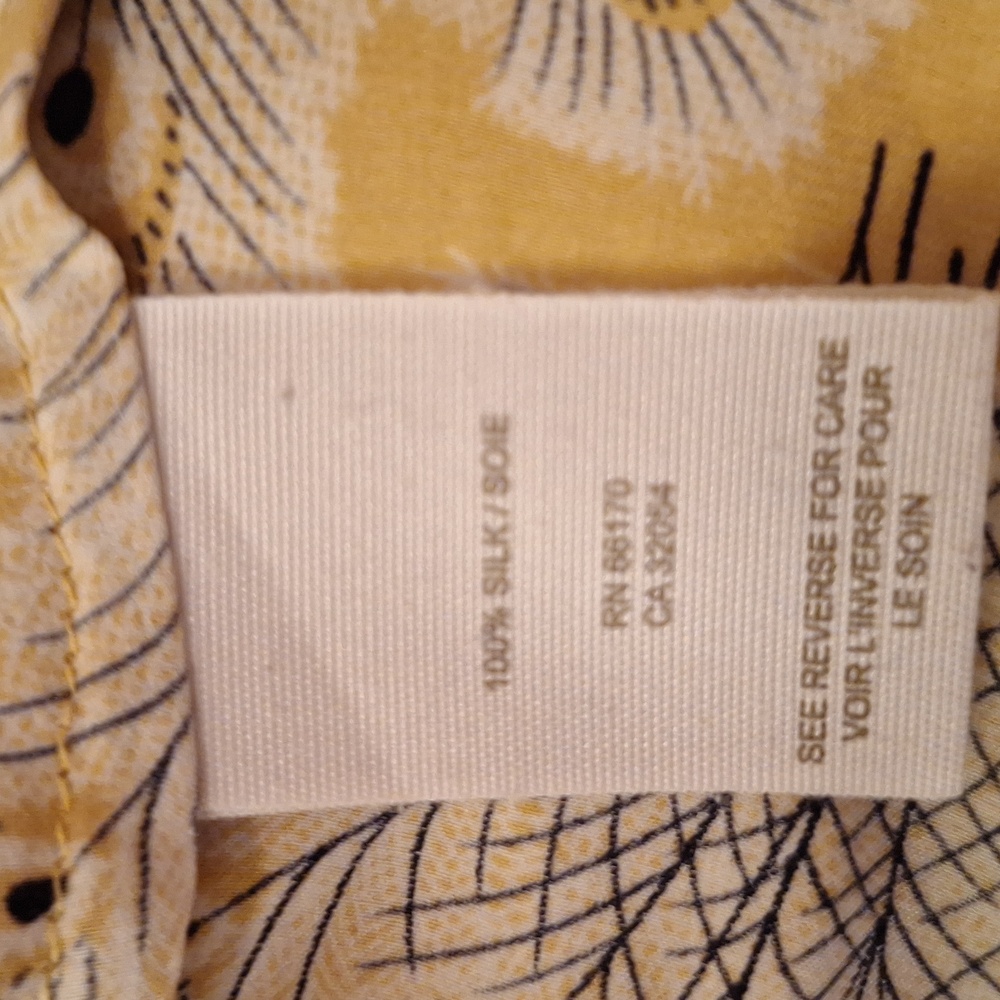Free People Elegant Gold Feather Print Women's 100% Silk Blouse Sise 2 - Picture 7 of 10